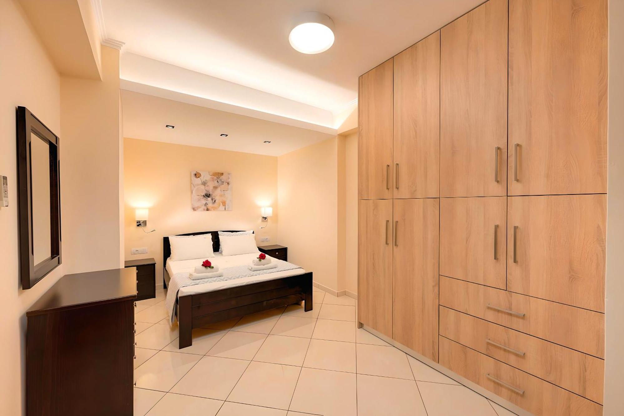 Sunlight Villas Heated Pool Mathés 외부 사진